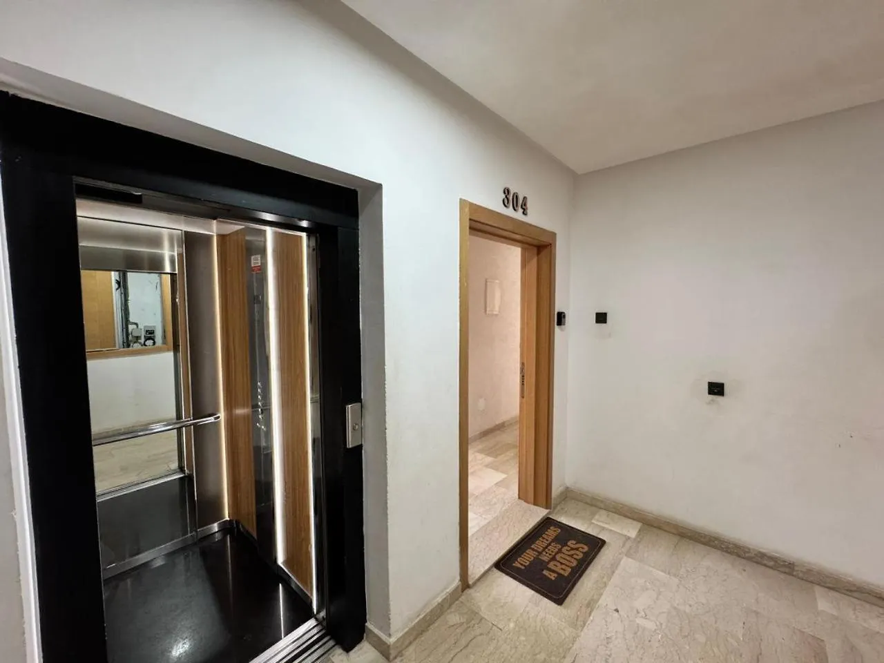 Agadir Bay'S Upscale Urban Nest Apartment